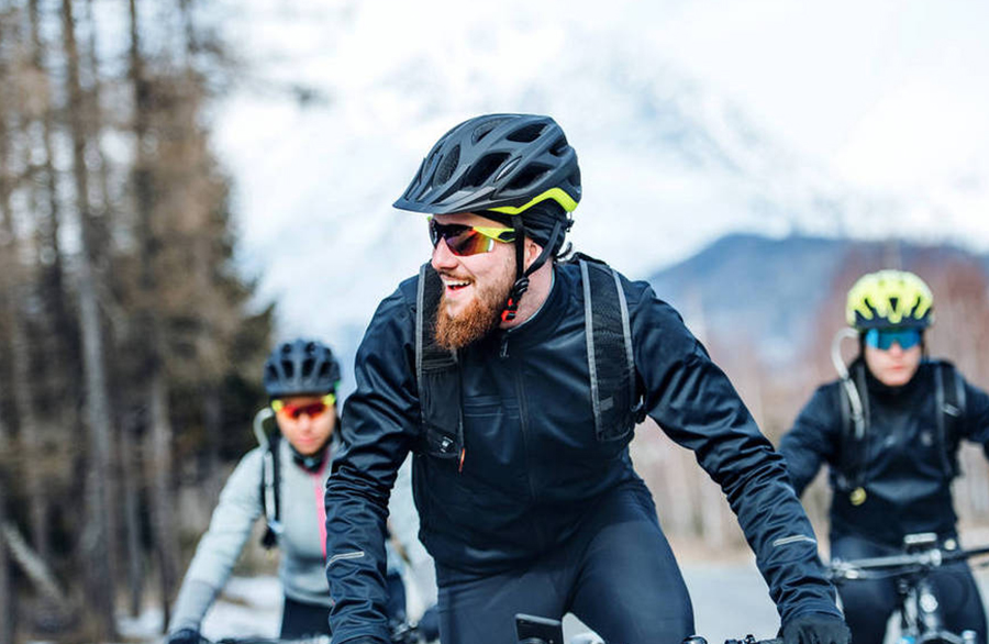 頭盔護具類 頭盔護具類