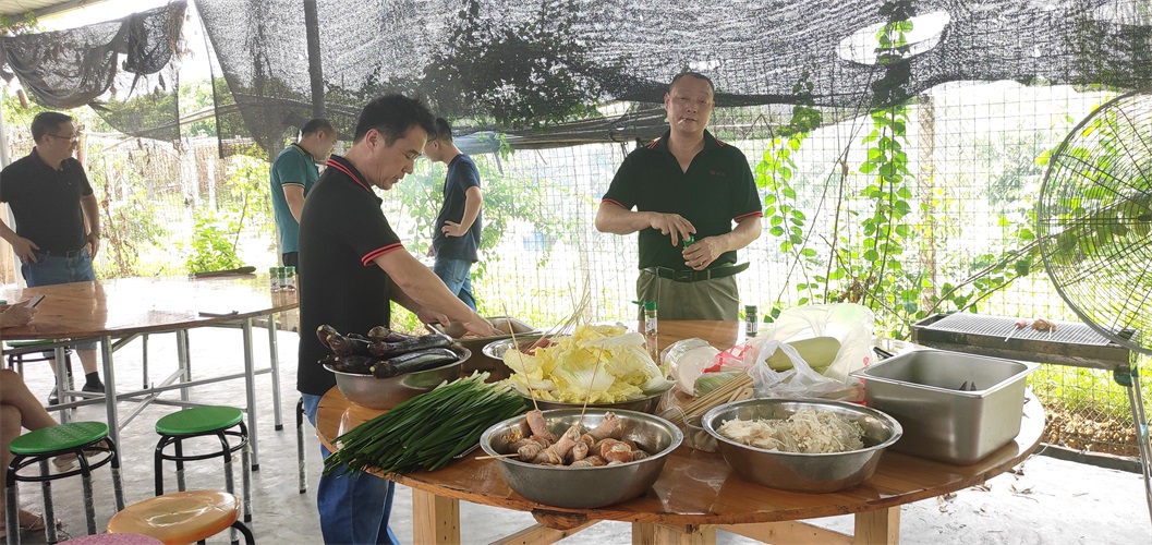 霖源改性尼龍廠中秋燒烤活動 霖源改性尼龍廠中秋燒烤活動